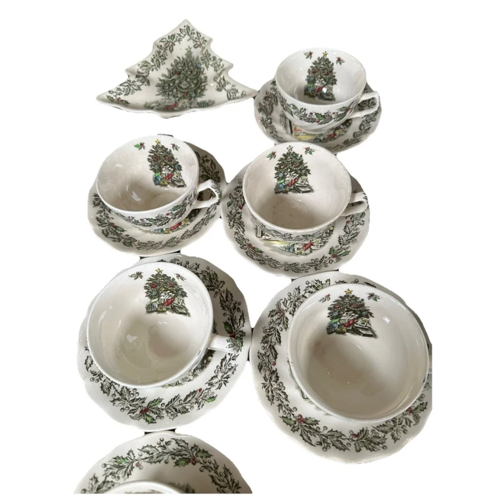 VTG Johnson Brothers England Merry Christmas Tea Cups & Saucers Etc. Set Of 20